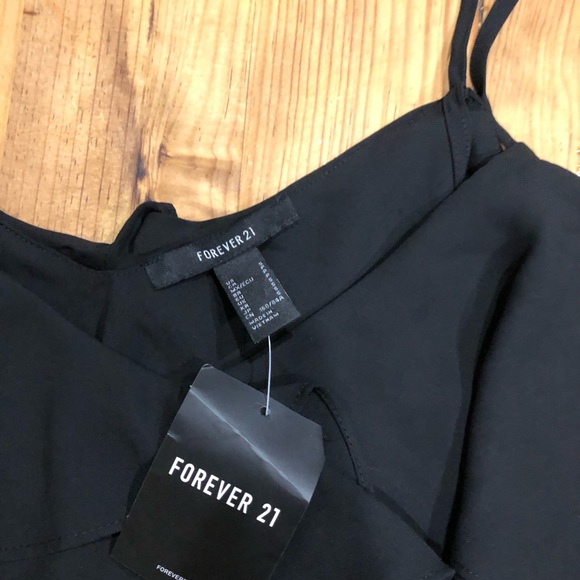 Open shoulder flowy top - Picture 3 of 3